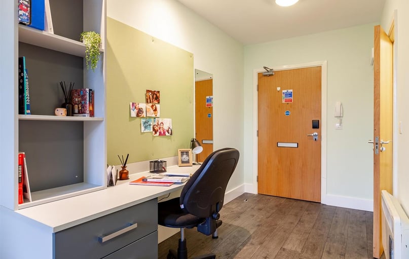 17-23 High Street, City Centre, Bangor - Image 1